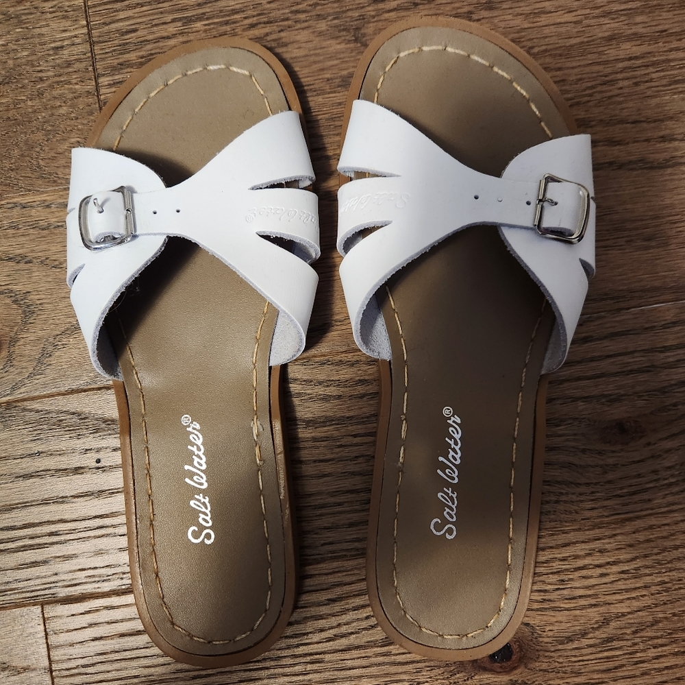 Salt water leather sandals